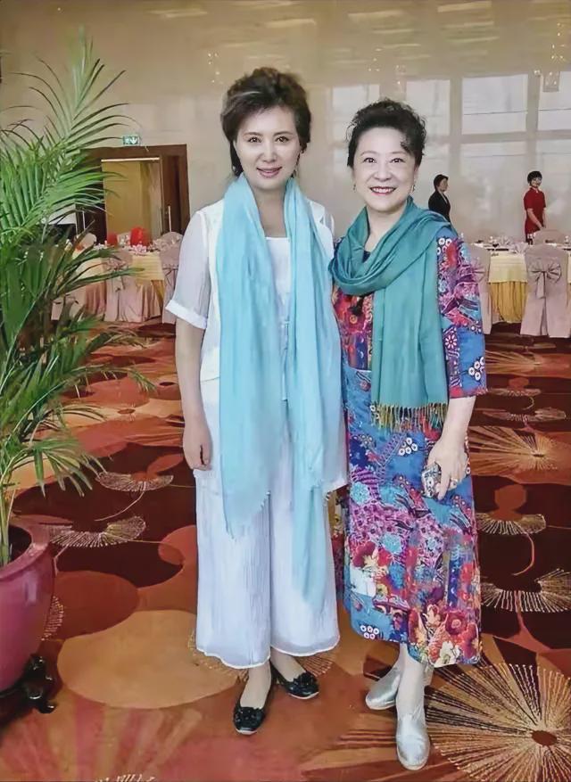 好嫂子＂难得同框。尊龙凯时链接两位＂